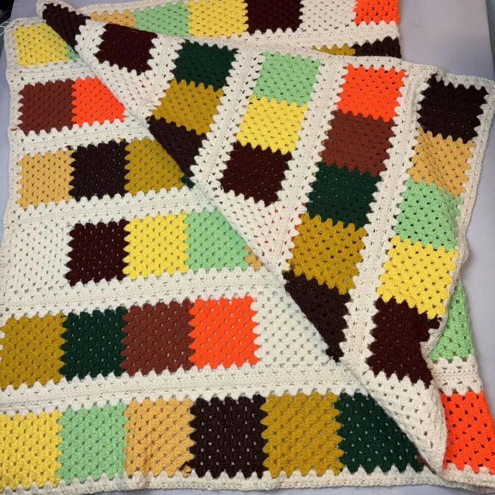 VTG Hand Crocheted Granny Square Sofa Throw Roseanne Style White Trim 76”x45”